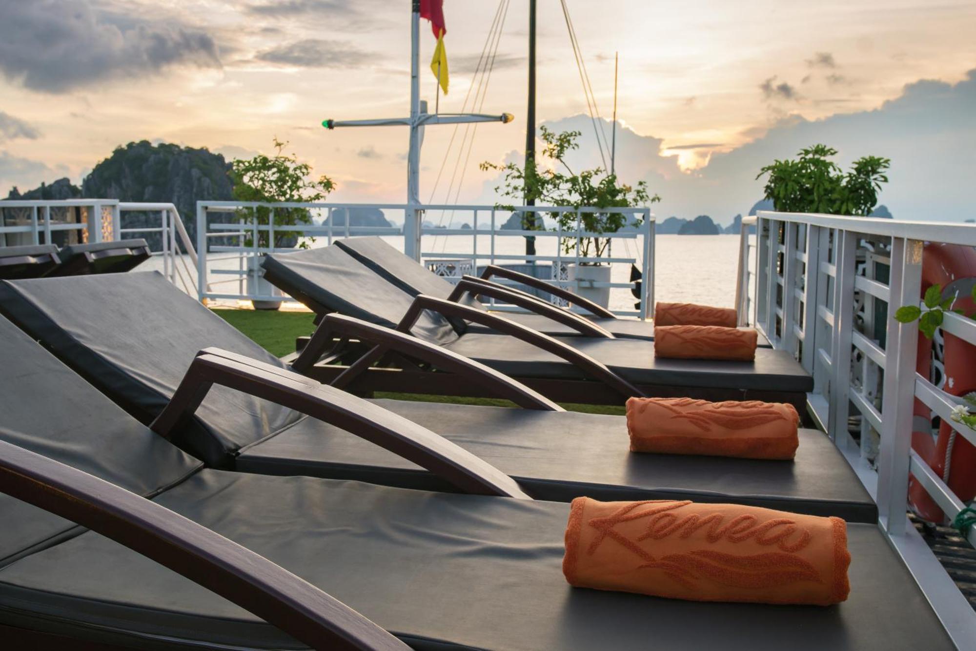 Renea Cruises Halong Hotel Ha Long Buitenkant foto