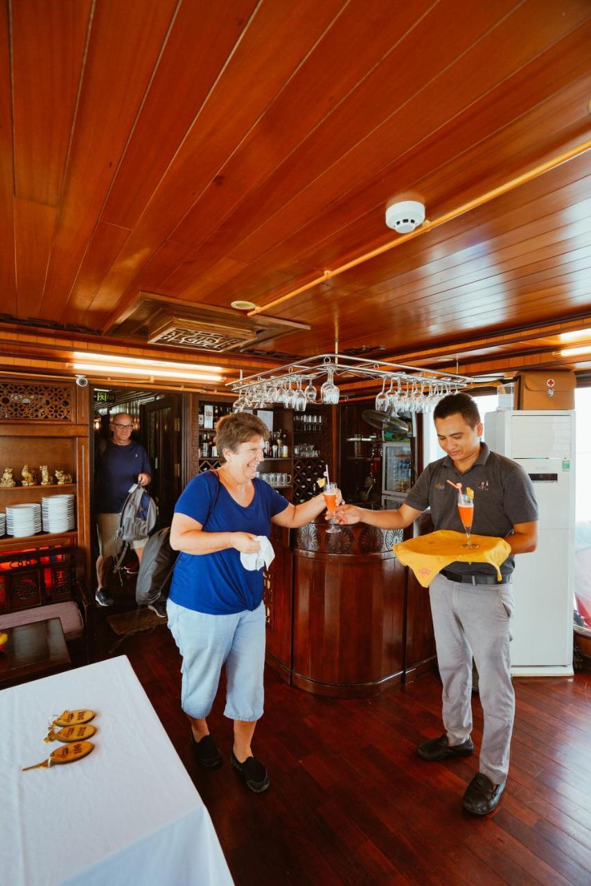 Renea Cruises Halong Hotel Ha Long Buitenkant foto