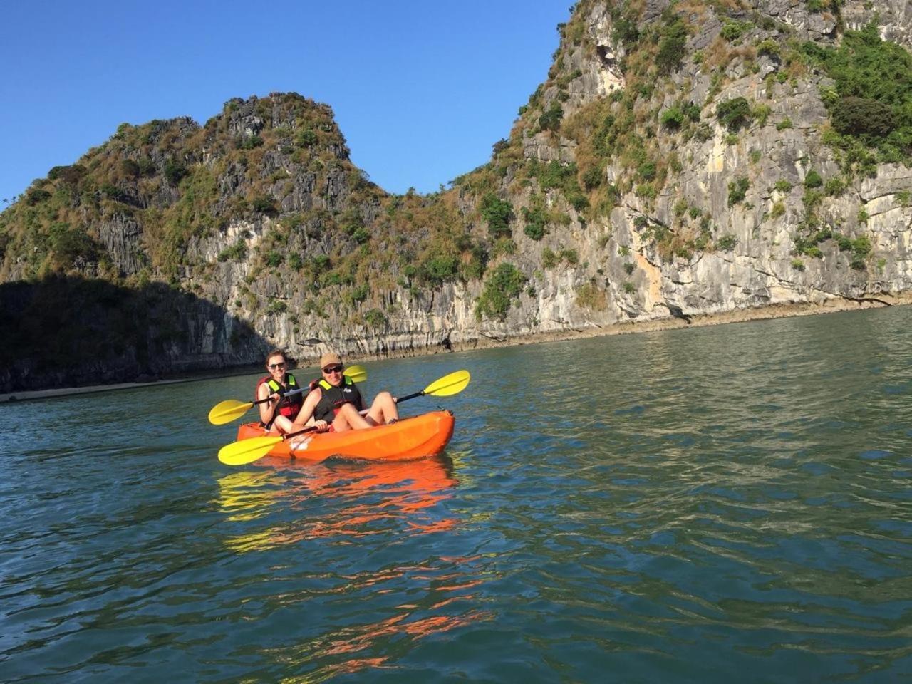 Renea Cruises Halong Hotel Ha Long Buitenkant foto