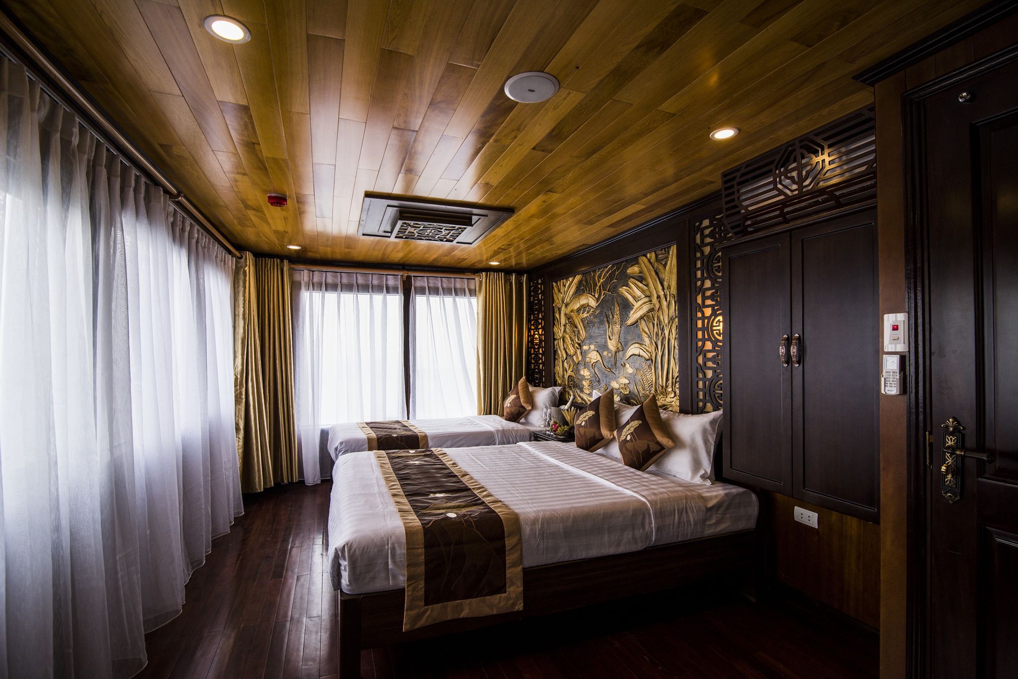 Renea Cruises Halong Hotel Ha Long Buitenkant foto
