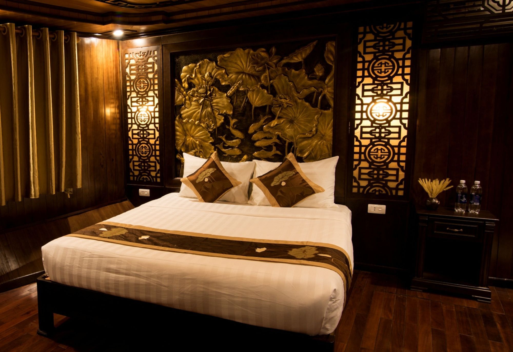 Renea Cruises Halong Hotel Ha Long Buitenkant foto